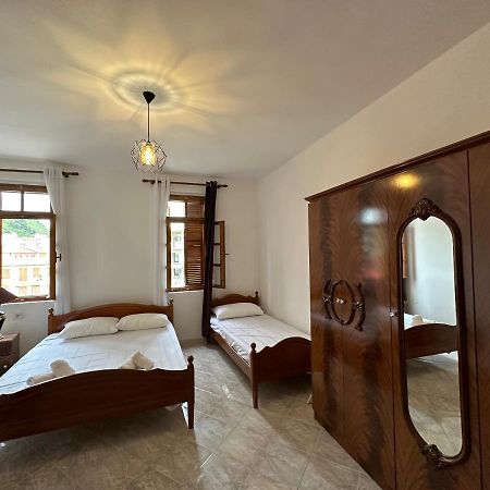 Central Charm Apartments Vlore Ngoại thất bức ảnh