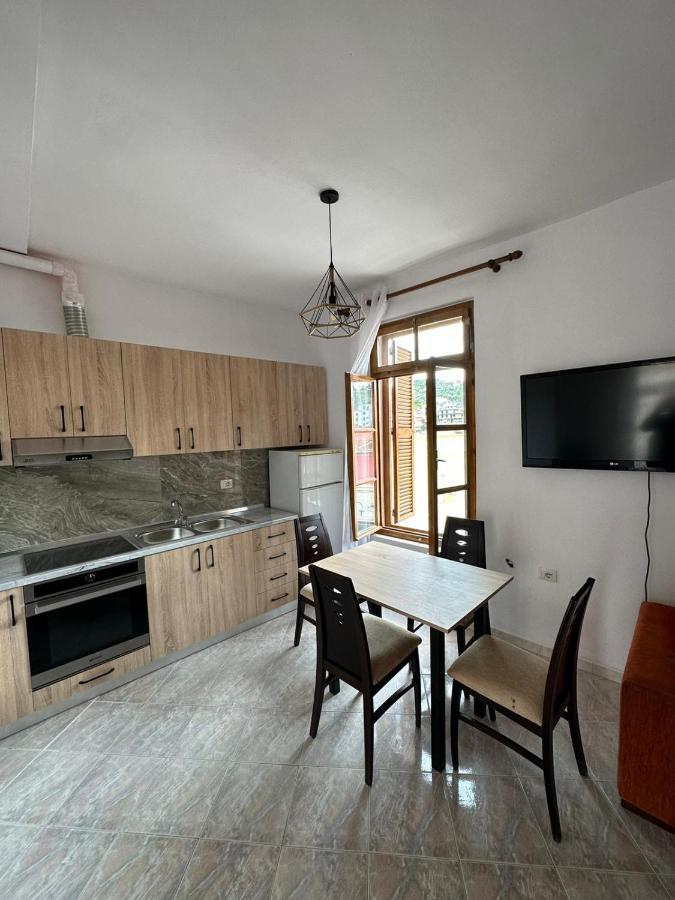 Central Charm Apartments Vlore Ngoại thất bức ảnh