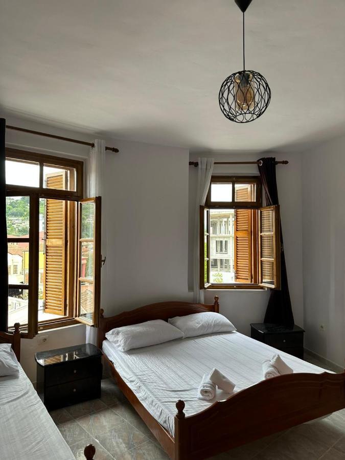 Central Charm Apartments Vlore Ngoại thất bức ảnh