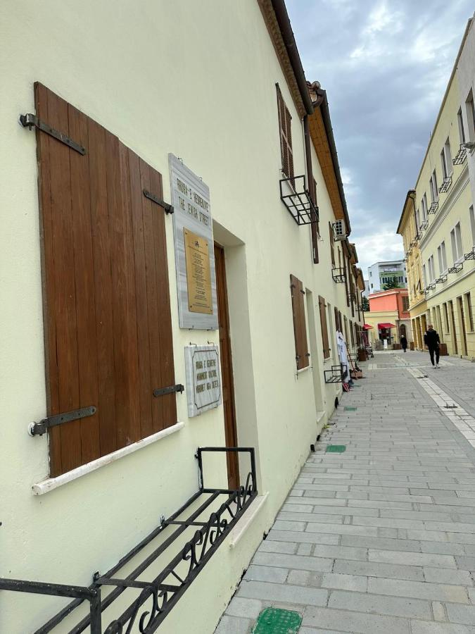 Central Charm Apartments Vlore Ngoại thất bức ảnh