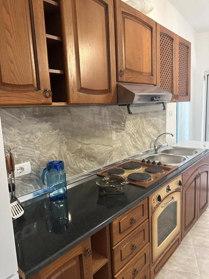 Central Charm Apartments Vlore Ngoại thất bức ảnh