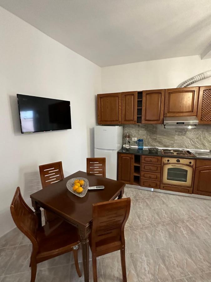 Central Charm Apartments Vlore Ngoại thất bức ảnh