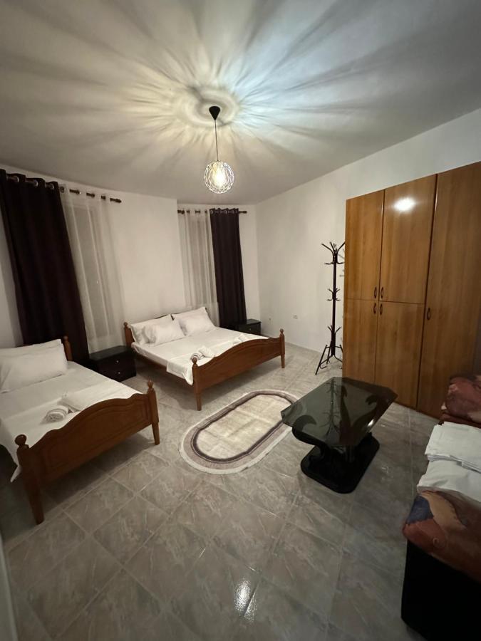 Central Charm Apartments Vlore Ngoại thất bức ảnh